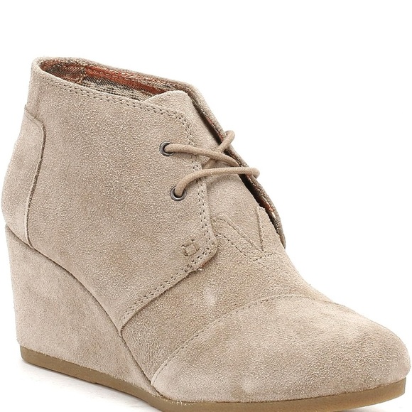 TOMS Desert Wedge Boot Taupe Suede Lace Up Hidden Heel 8.5 Coastal Cowgirl - Picture 6 of 13
